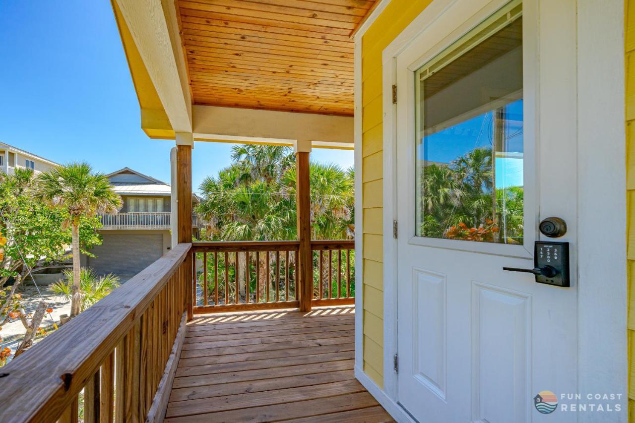 Dog Friendly Loft Steps From Beach With Gas Barbecue Grill And Upstairs Deck! New Smyrna Beach Eksteriør bilde